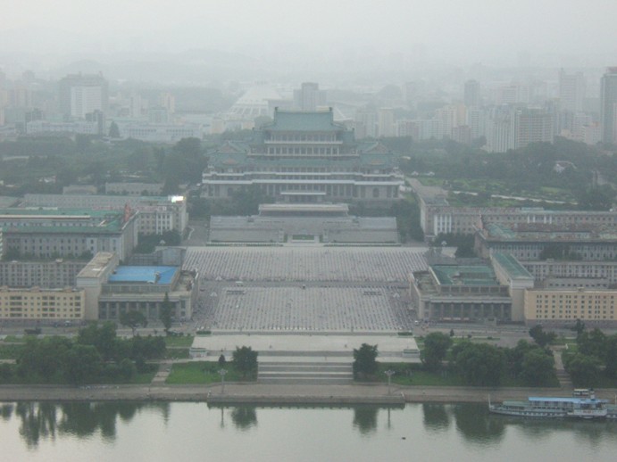 Kim il Sung Square - Pyongyang